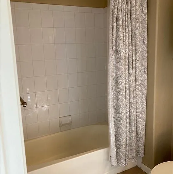 10224 Penrith Ave #202 — Photo 25