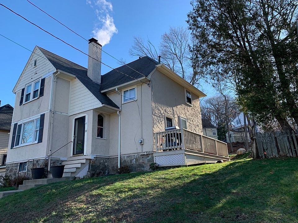 1st image of 12 Great Woods Rd