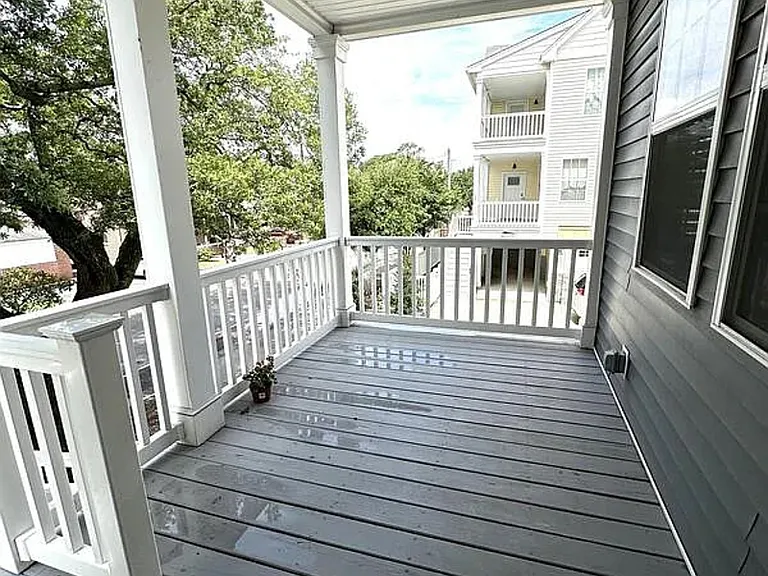 2714 Pleasant Ave — Photo 7