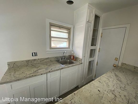 5th image of 214 W Sunkist St #9916096