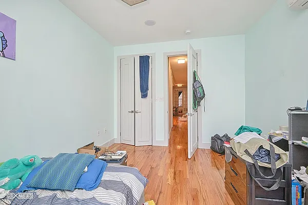 Rented by Citi Habitats | media 43