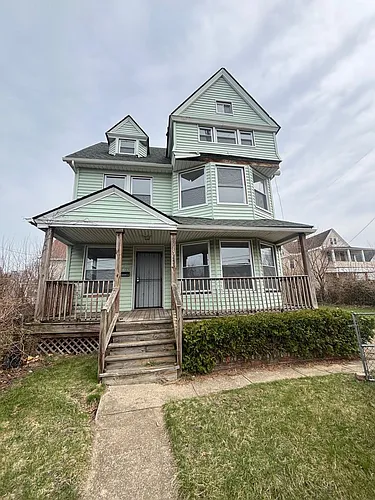 1345 Addison Rd Photo 1