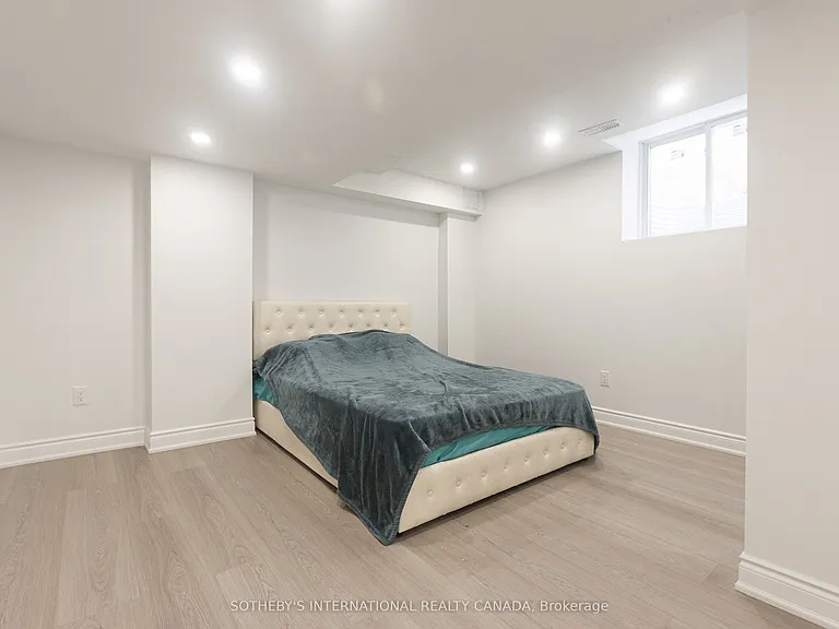 1182 Blueheron Blvd #BASEMENT — Photo 12