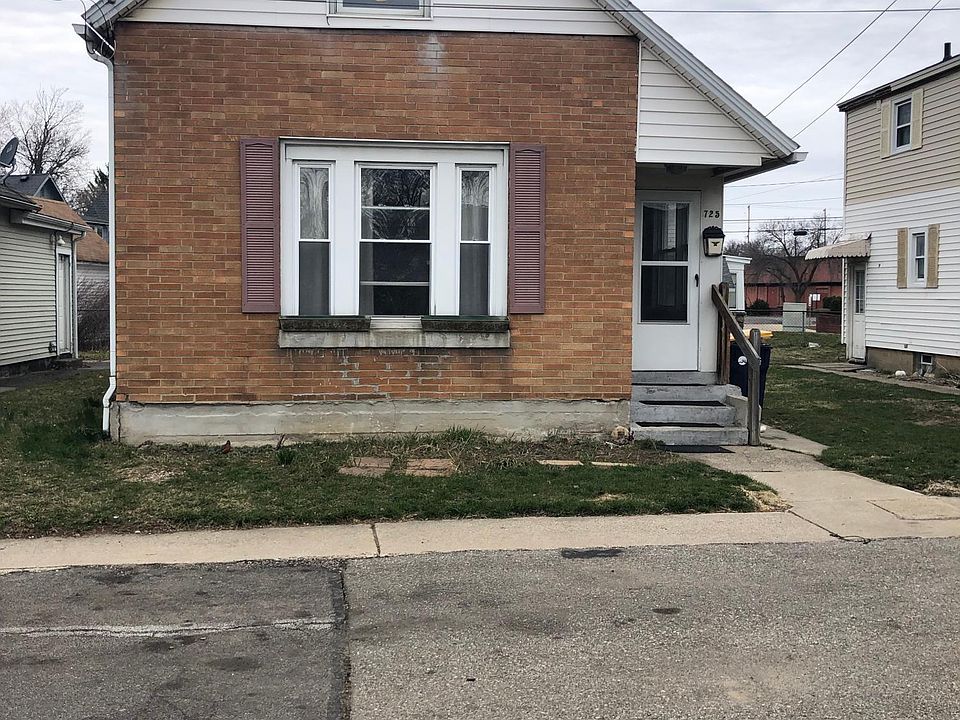 1st image of 725 Blymier Ct NW