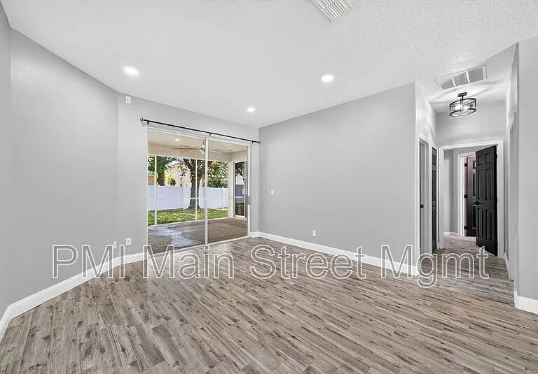 15314 Grand Haven Dr — Photo 10