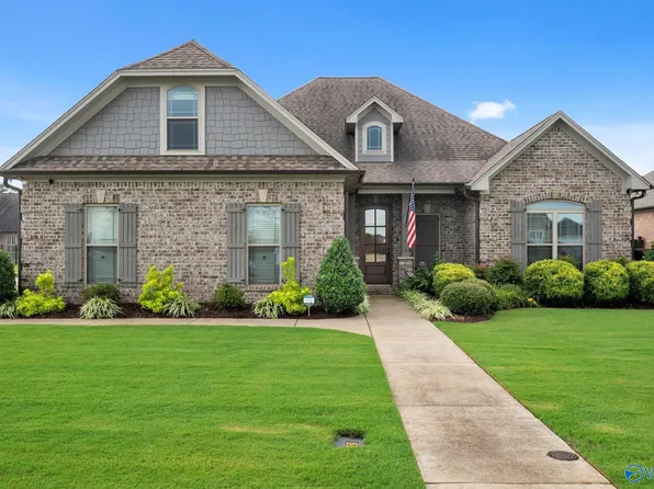 24279 Beacon Cir, Athens, AL 35613