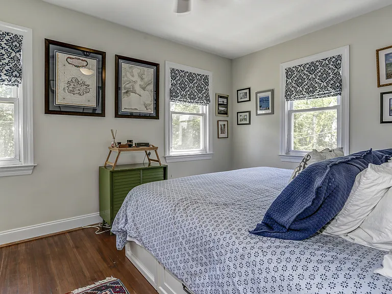 821 Tewkesbury Pl NW — Photo 38