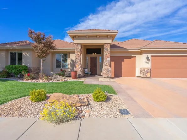 1573 N Blacklion Rd, Washington, UT 84780