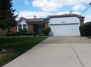 18110 Adrian St, Southfield, MI