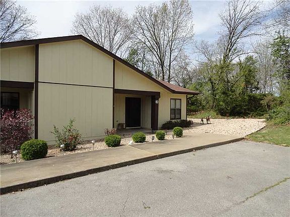 2nd image of 2 Yates Dr