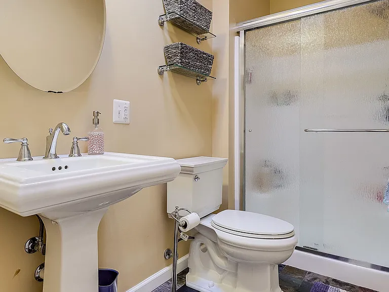 8113 Carlyle Pl — Photo 22
