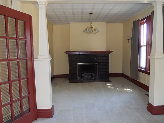5th image of 200 Leroy St