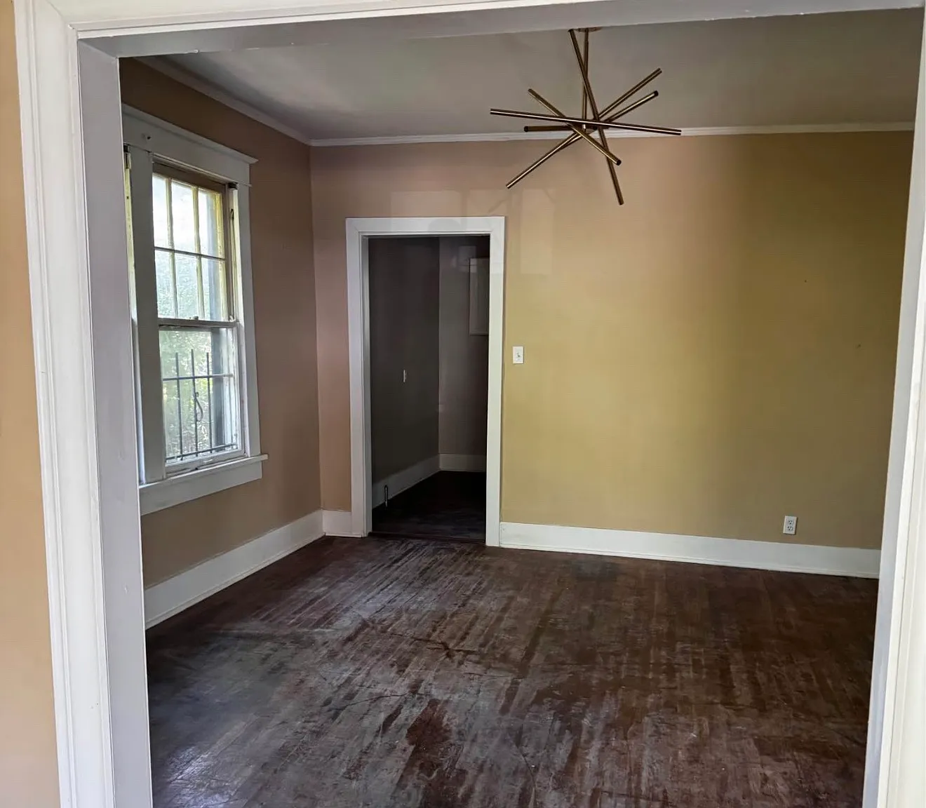 815 Dennison St — Photo 3