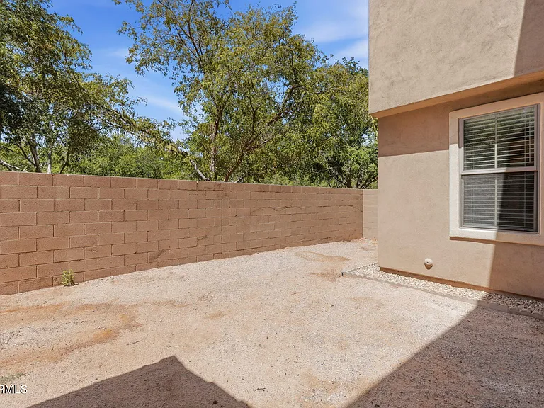 15372 W Dahlia Dr — Photo 35