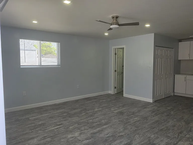 3740 SW 40th St #2 — Photo 7