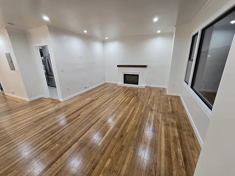 343 Justin Dr — Photo 26