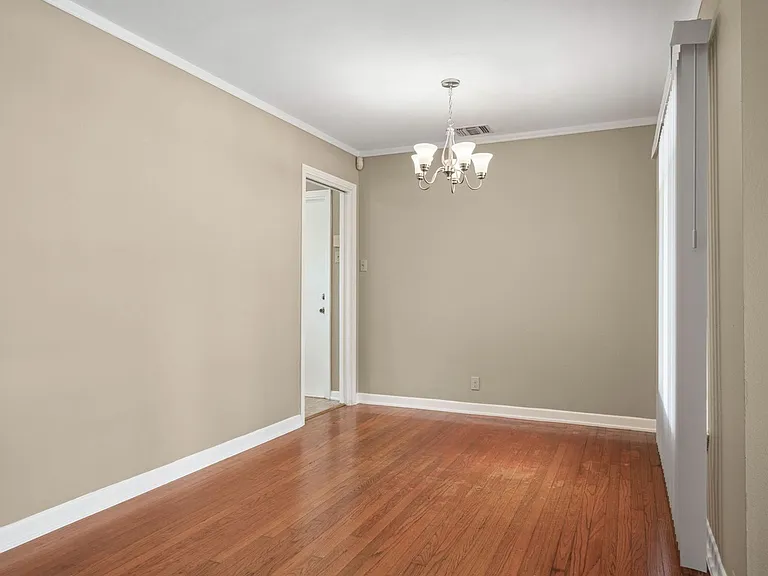 314 Barbara Dr — Photo 11