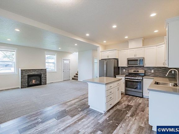 2nd image of 66 N 8th St