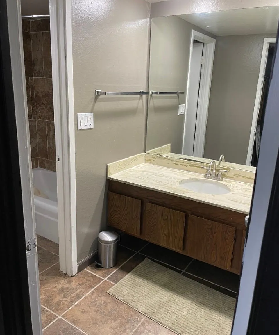 1 bed, 735 sqft, $1,500 — Photo 4