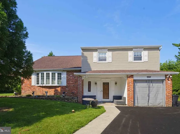 550 Gables Ct, Langhorne, PA 19047