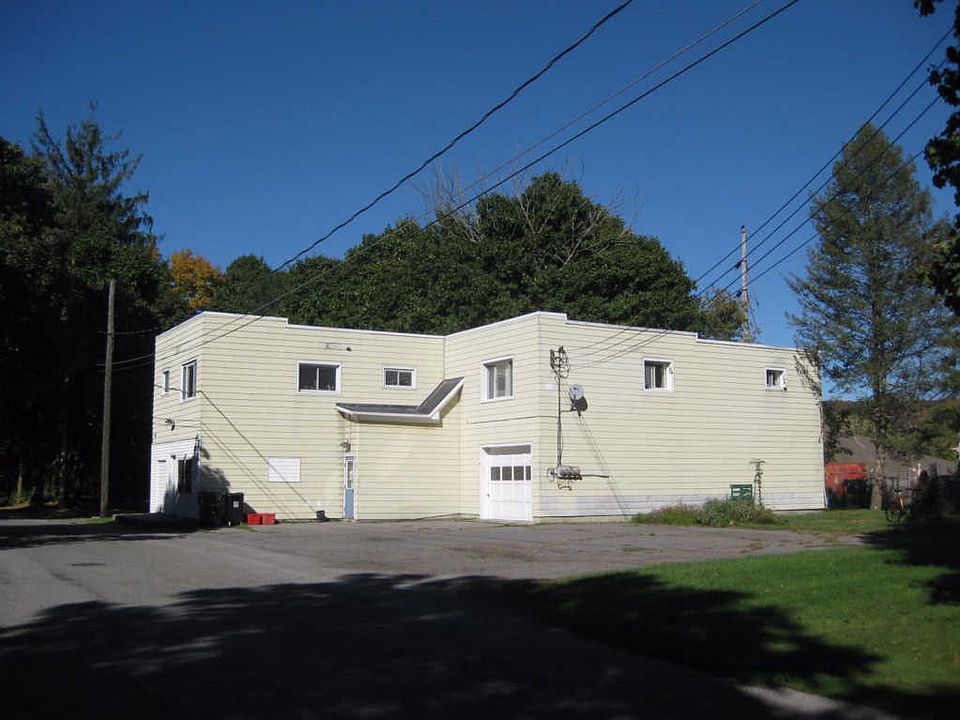 2nd image of 14 Adams St