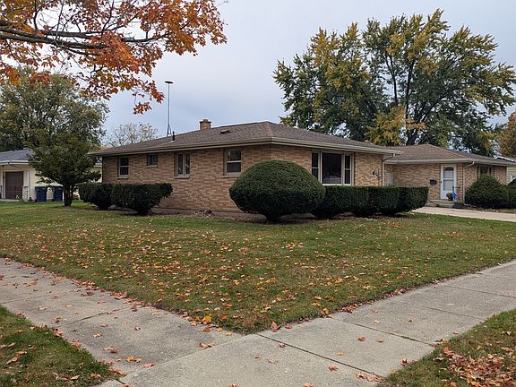 Nice corner lot in friendly largely owner occupied neighborhood on Janesville's near northside.