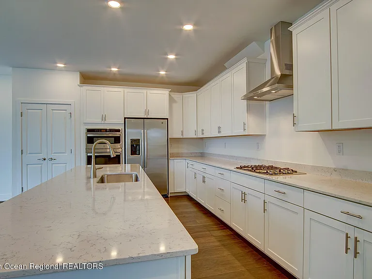 101 Pilot St — Photo 7