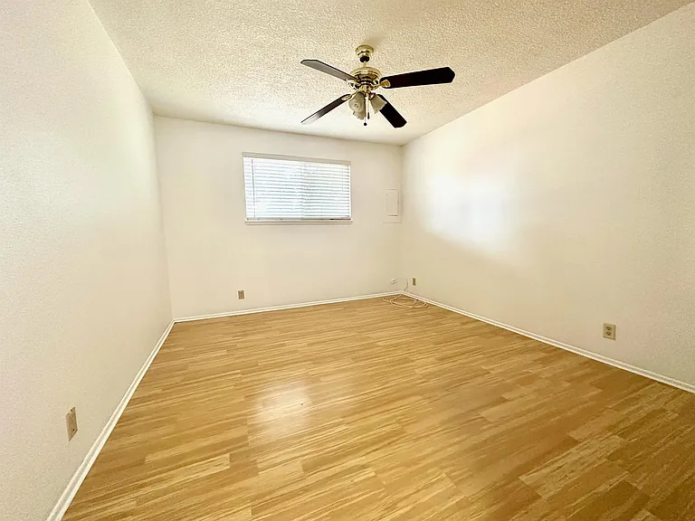 4463 Aster St #1 — Photo 10