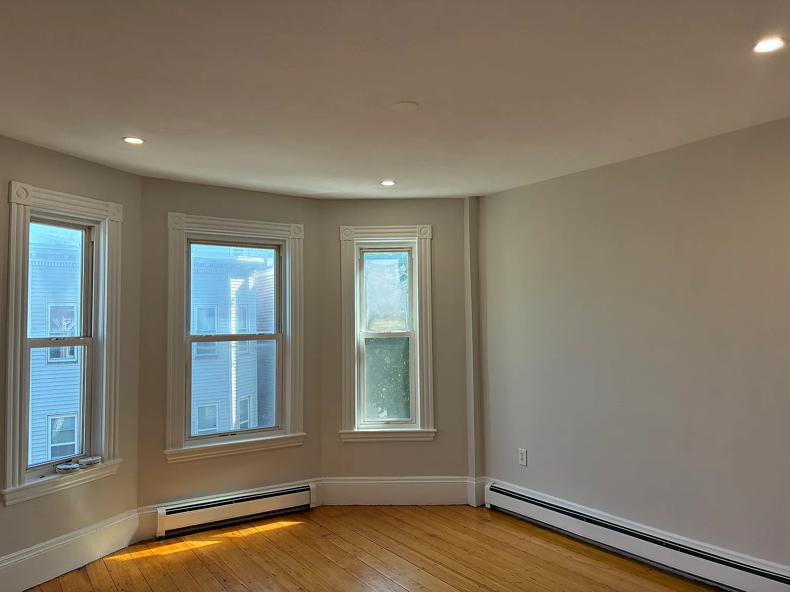 3 bed, $3,600 — Photo 3