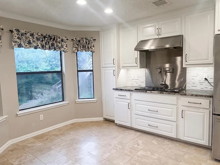 6606 Cliffwood Ct — Photo 12