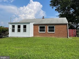 204 Sykes Rd, New Castle, DE 19720