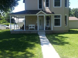 309 Church St, Carrollton, IL 62016