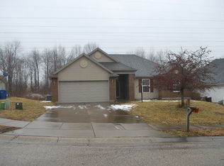 8310 Aster Ln, Evansville, IN 47712