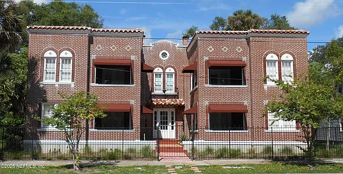 1310 N Laura St Photo 1