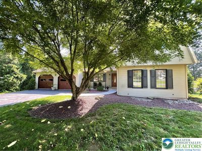 5023 Church Dr N, Coplay, PA, 18037