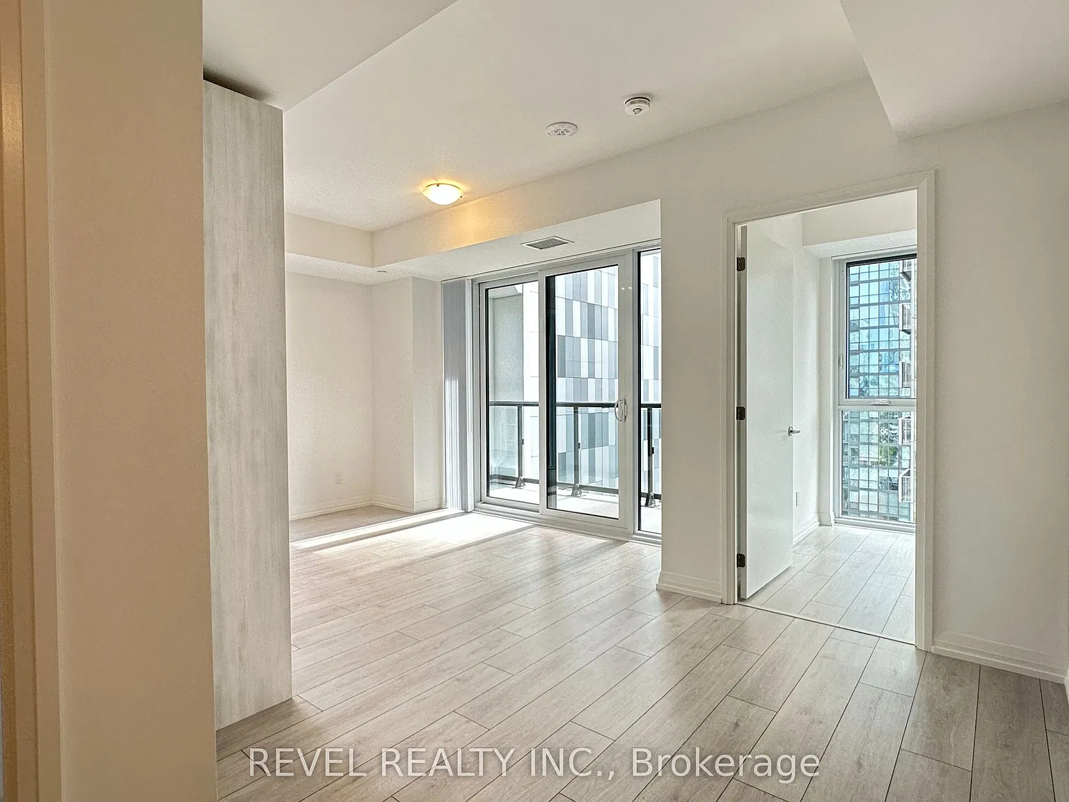 2 bed, $3,600 — Photo 3