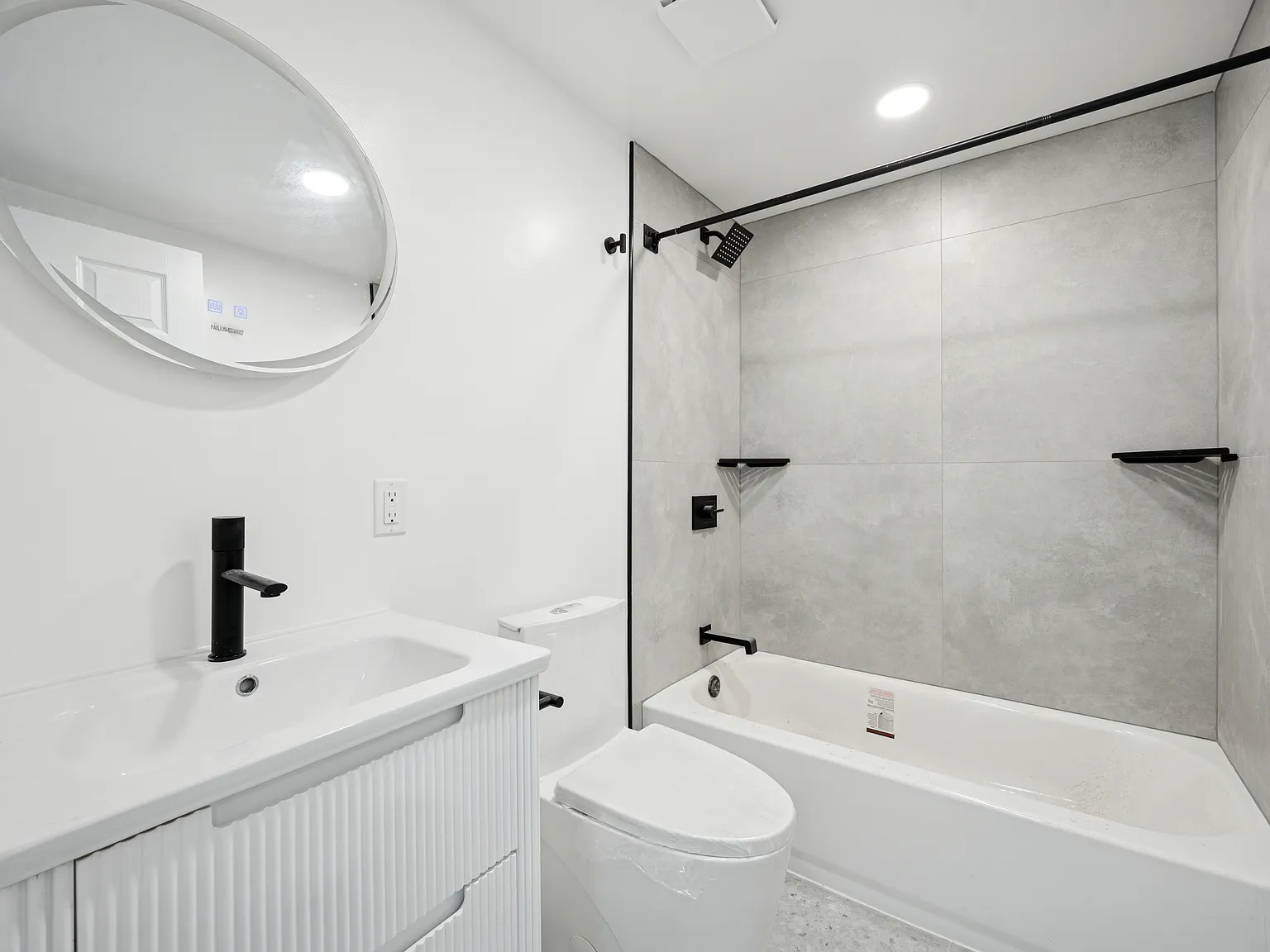 1 bed, 600 sqft, $1,292 — Photo 4