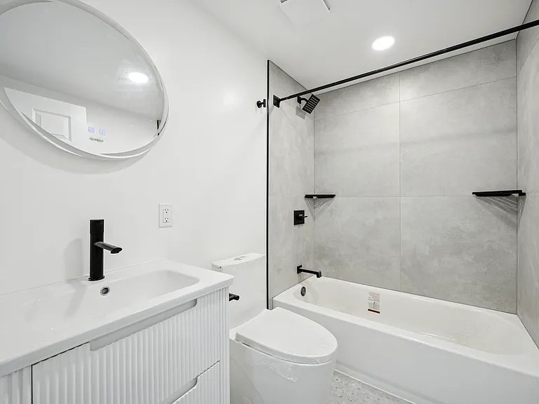 5530 Boyer St #3 — Photo 4