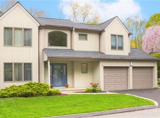45 Driftwood Dr, Somers, NY 10589