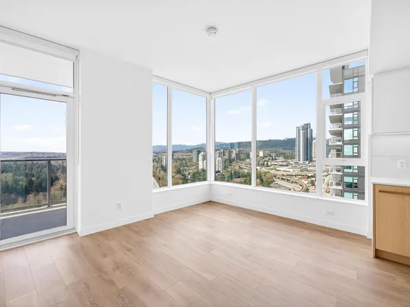 308 Alderson Ave #2804, Coquitlam, BC V3K 1W2