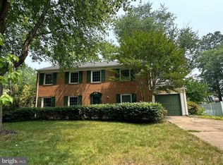 13524 Ellendale Dr, Chantilly, VA 20151