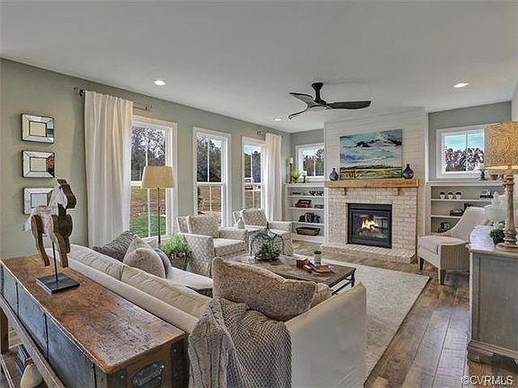 2nd image of 7789 Millikin Ln
