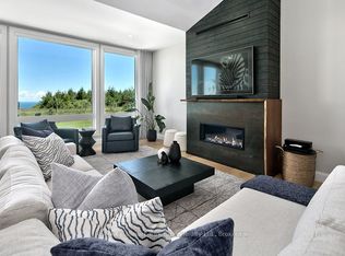 125 Mountain Rd, Meaford, ON N0H 2P0