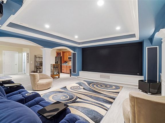 4th image of 472 Timber Walk Ct