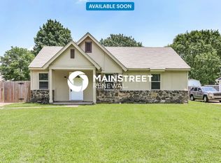 6570 Riverdale Rd, Horn Lake, MS 38637