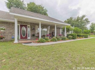 25385 SW 21st Pl, Newberry, FL 32669