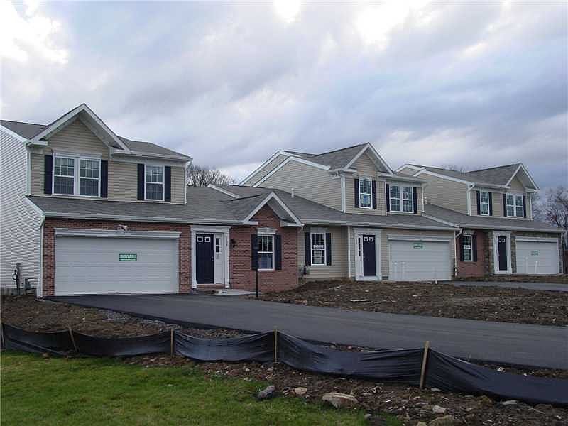 1st image of 107 Raven Cres