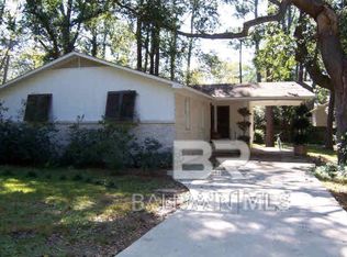 162 Pecan Ave, Fairhope, AL 36532
