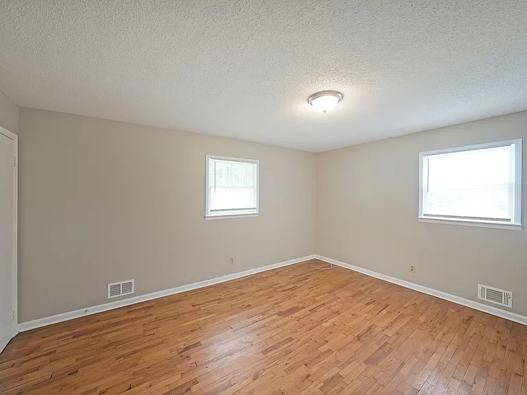 251 Hog Farm Cir — Photo 14