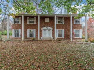 1130 Edlor Dr, Saint Louis, MO 63138